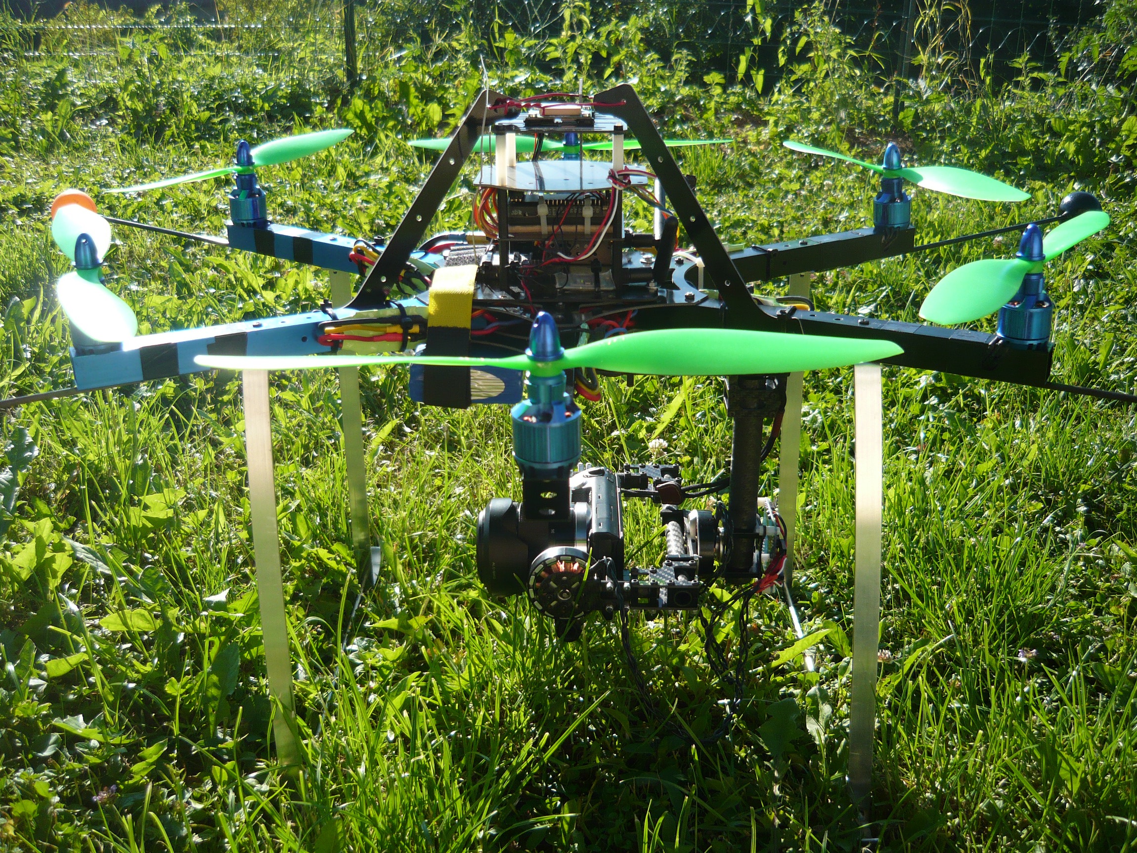 drone hexacopter escadrone